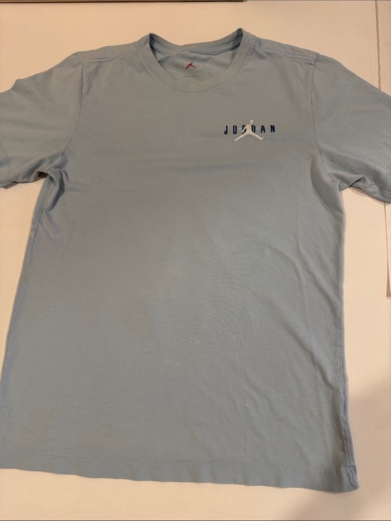 Jordan Other - Air Jordan Essential T-shirt